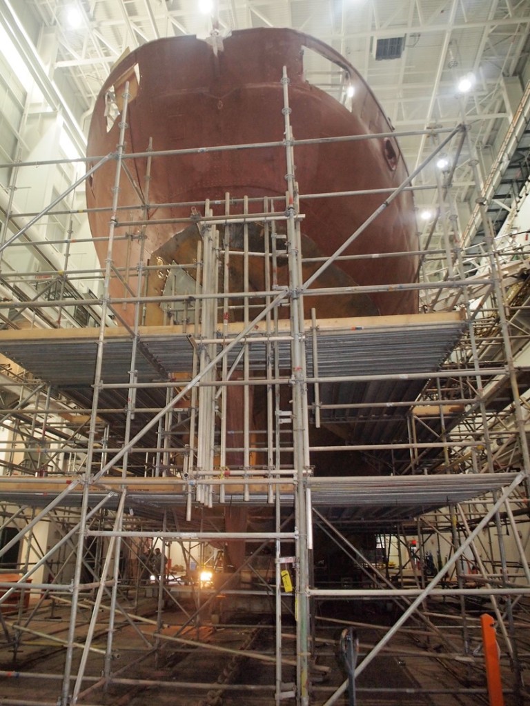 The distintive "Duck" stern of the corvette is easily seen with her out of the water. HMCS SACKVILLE in the Fleet Maintennce Facilty, Cape Scott in HMC Dockyard in Halifax on 30 Septemebr 2018. Roger Litwiller Collection, courtesy Roger Litwiller. (RTL08904)