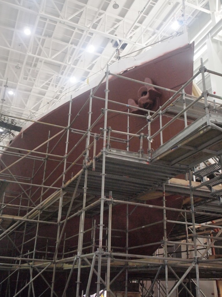 SACKVILLE's bow and anchor. HMCS SACKVILLE in the Fleet Maintennce Facilty, Cape Scott in HMC Dockyard in Halifax on 30 Septemebr 2018. Roger Litwiller Collection, courtesy Roger Litwiller. (RTL08914)