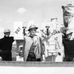 TRENTONIAN Pom-Pom Crew