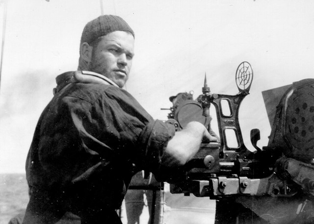 HMCS TRENTONIAN Gunner