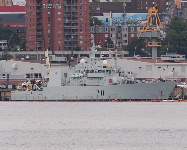 HMCS SUMMERSIDE