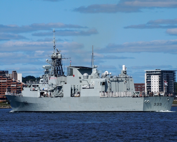 HMCS CHARLOTTETOWN (III)