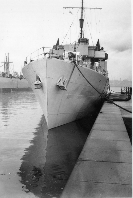 HMCS TRENTONIAN