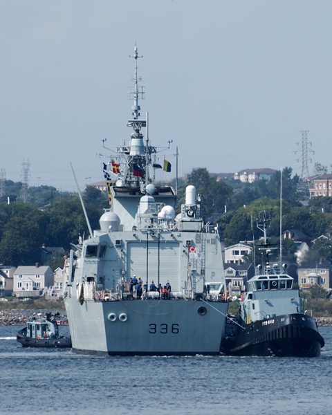 HMCS MONTREAL with GLENEVIS