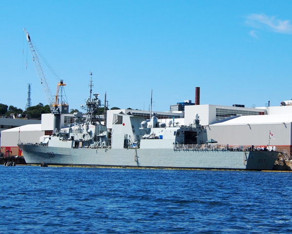 HMCS FREDERICTON