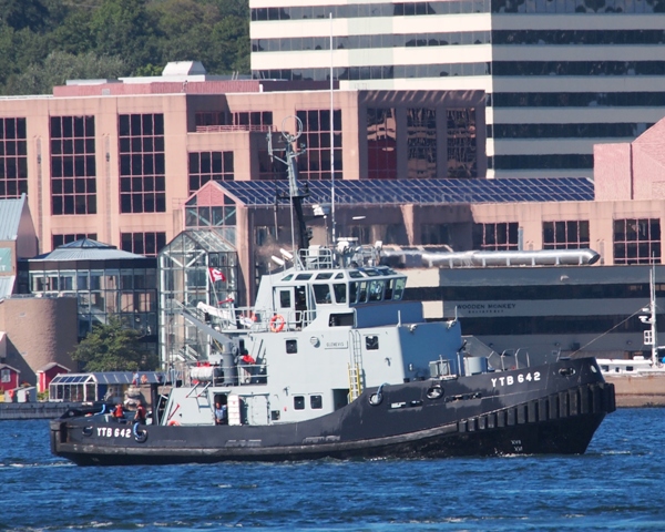 RCN Tug GLENEVIS