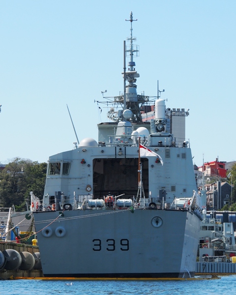 HMCS CHARLOTTETOWN
