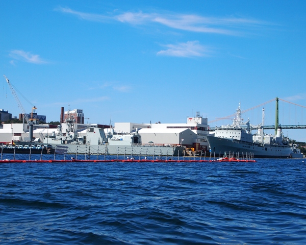 HMCS FREDERICTON and PRESERVER