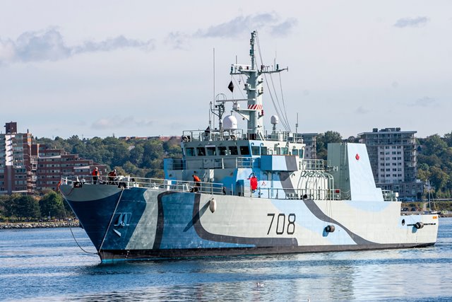 HMCS MONCTON