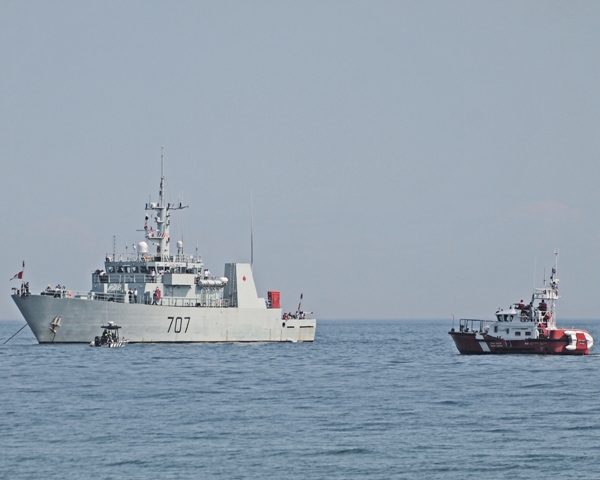 Canada's Navy, Coast Guard and OPP Working Together