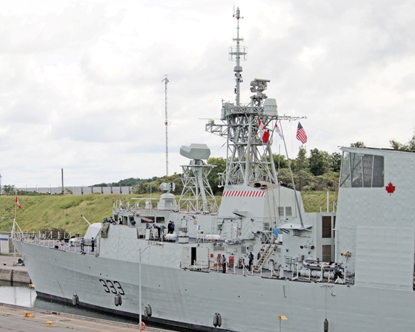 HMCS TORONTO -Iroquois Lock