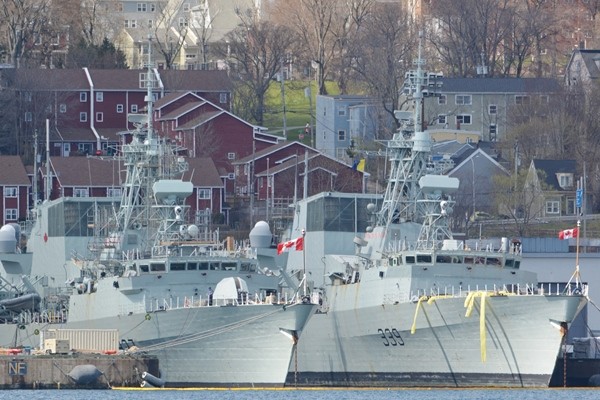 HMCShips FREDERICTON and CHARLOTTETOWN