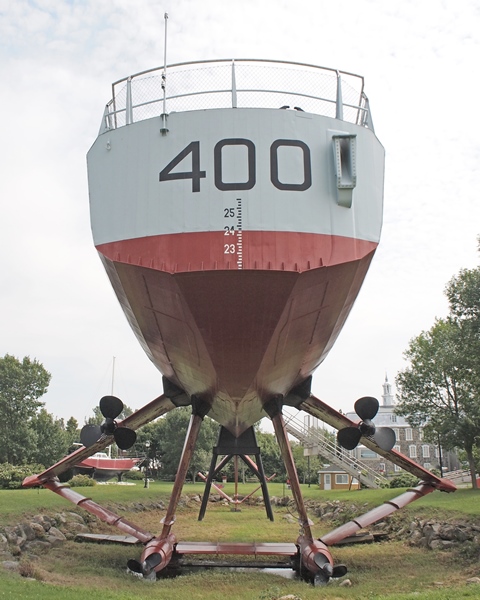 HMCS BRAS D'OR's Stern