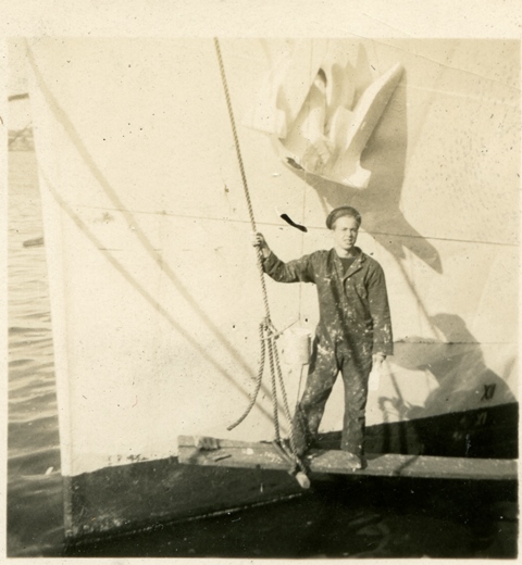 HMCS ELK -Paint Ship