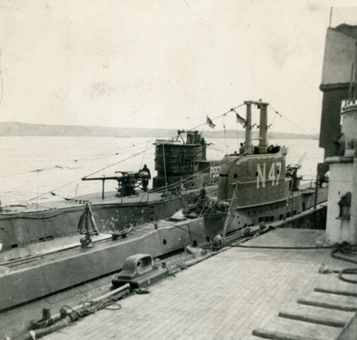 HMSub SEAWOLF (N47) and HMSub P553